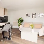 Playa De San Lorenzo Apartment